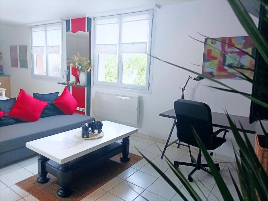 Le Duplex Decontracte Apartman Fleury-les-Aubrais Kültér fotó